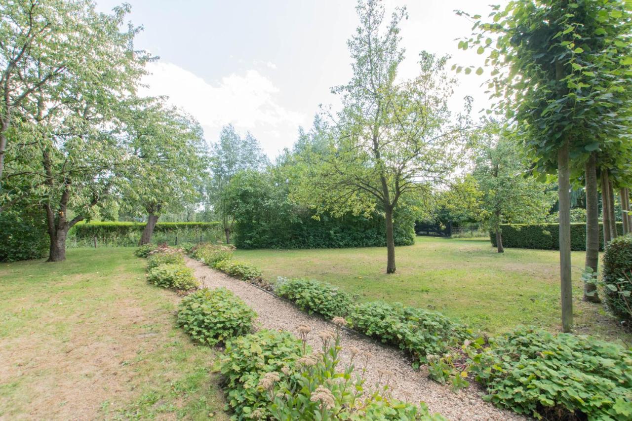 Villa Landelijk Gelegen Familieboerderij Oudelande Exterior foto