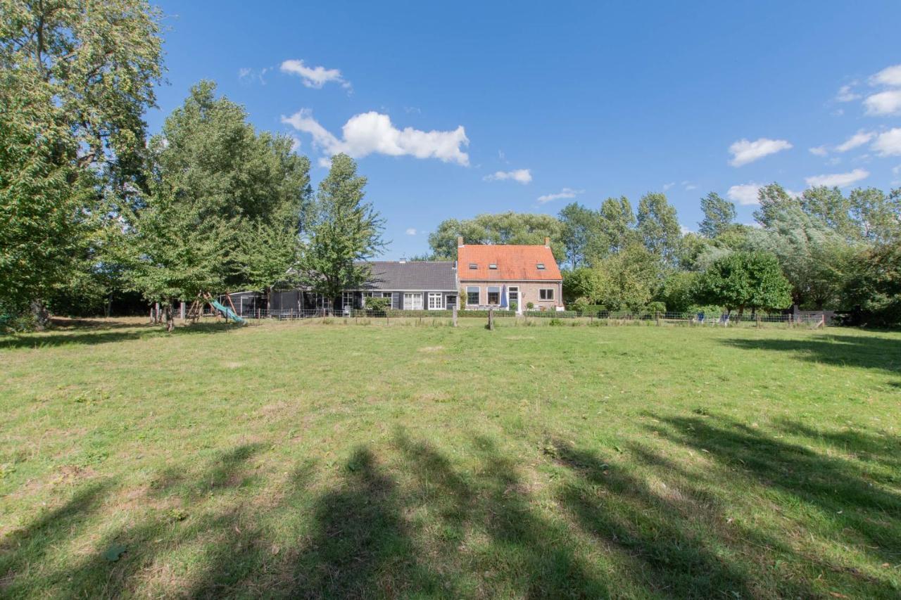 Villa Landelijk Gelegen Familieboerderij Oudelande Exterior foto