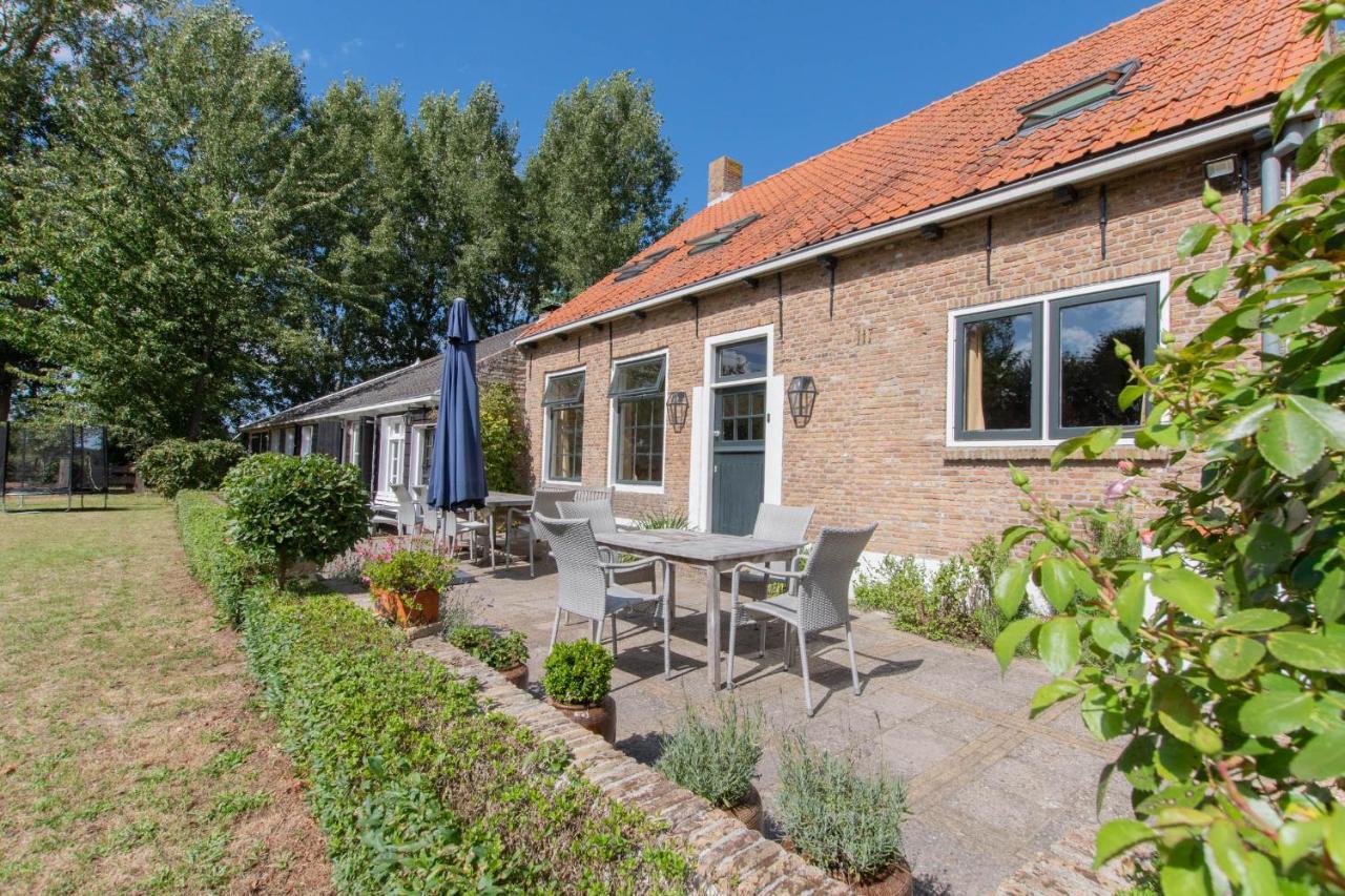 Villa Landelijk Gelegen Familieboerderij Oudelande Exterior foto